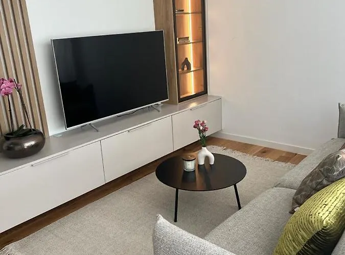 Marais アパート ザダル